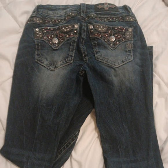 Miss Me Jeans - Picture 2 of 3